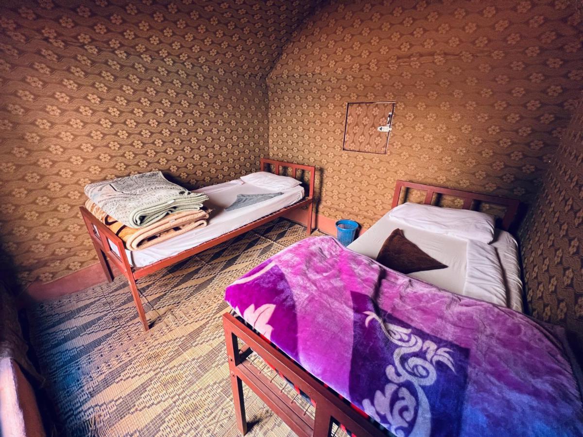 Cort de lux Bedouin Lifestyle Camp Wadi Rum